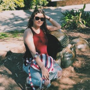 Meet your Posher, Kaylan